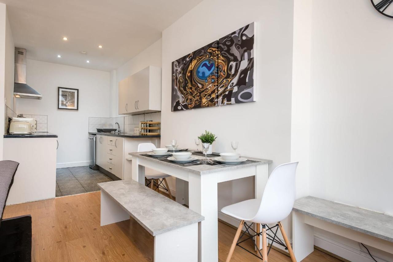 Superb Location, Lovely And Bright 2 Bed Apartament Liverpool Zewnętrze zdjęcie